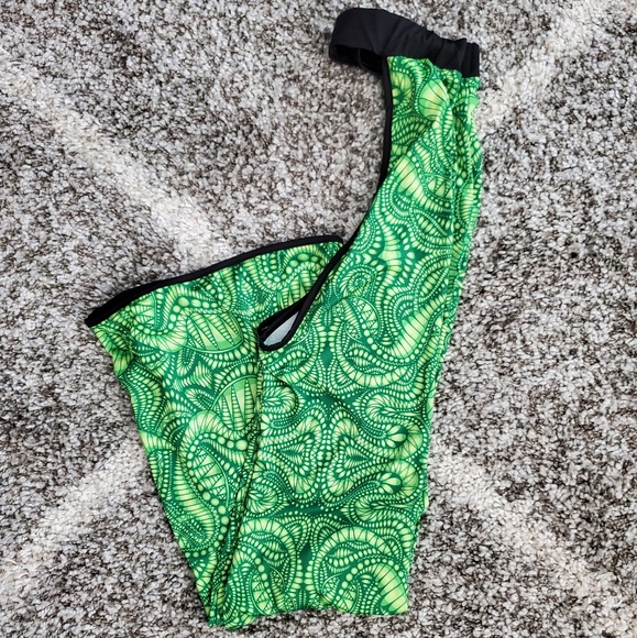 🚫SOLD🚫 BRAND NEW green inferno rave chaps - Picture 4 of 5